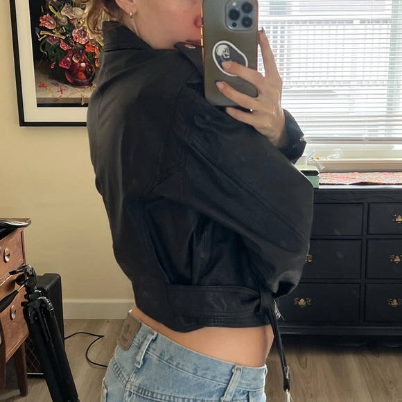 Vintage Starcody leather jacket. It’s in great condition. Such a gem - Picture 4 of 4